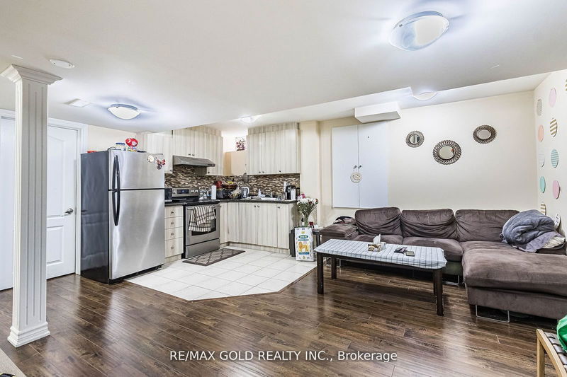 4 Mistletoe Pl  Brampton, L6Y 5V1 | Image 27