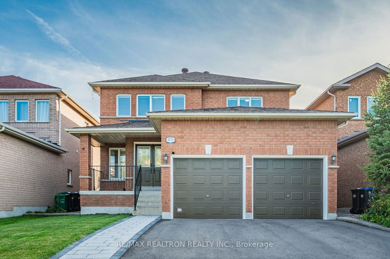 home for sale on 5578 Heatherleigh Avenue