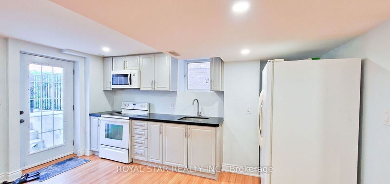 13 Waterdale Rd  Brampton, L7A 1S7 | Image 32