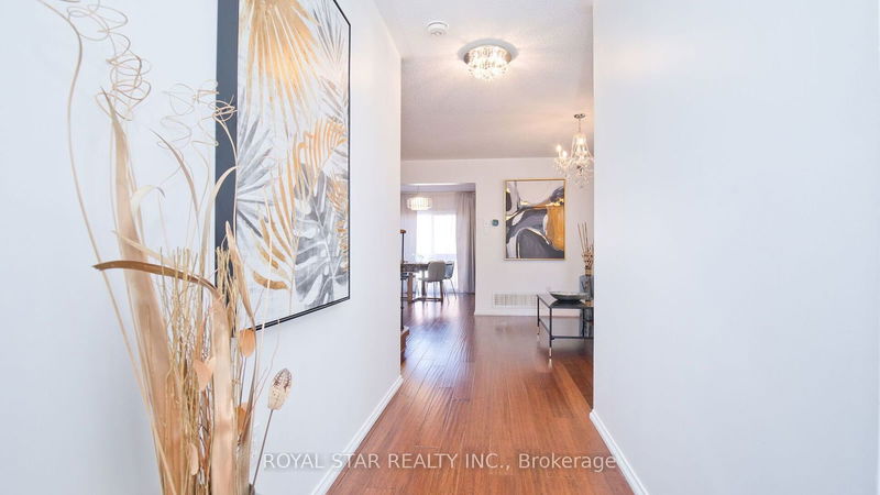 13 Waterdale Rd  Brampton, L7A 1S7 | Image 4