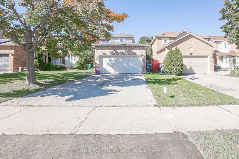 home for lease on Main-82 Mullis (Bsmt) Crescent