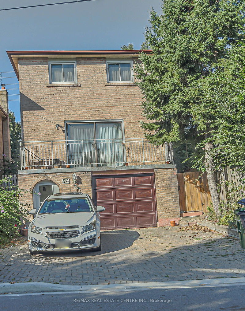 54 Outlook Garden Blvd, Toronto, Ontario (MLS W9362155)