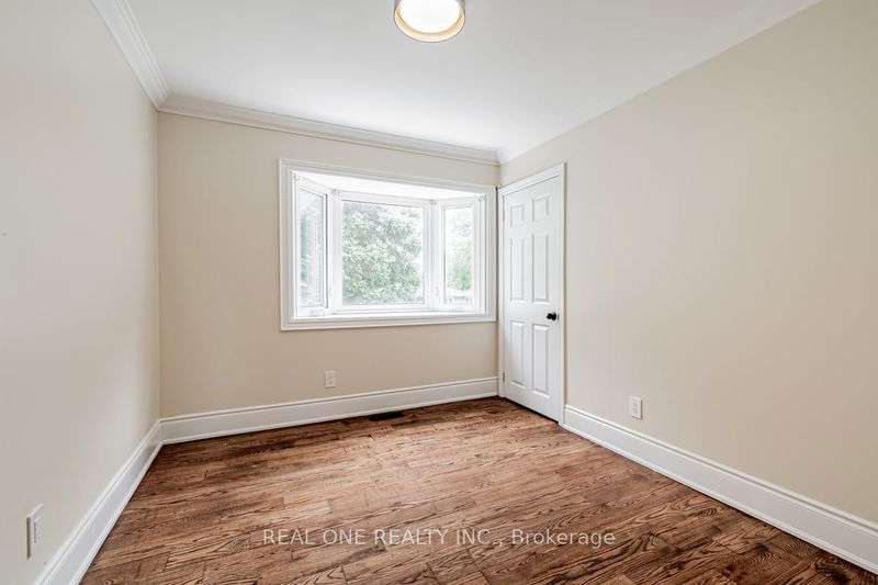 30 Herkley Dr  Brampton, L6V 2E8 | Image 12