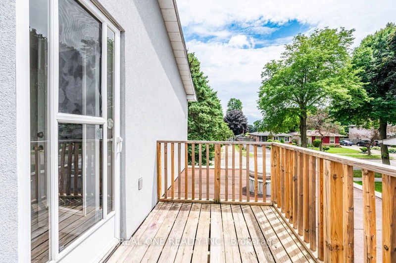 30 Herkley Dr  Brampton, L6V 2E8 | Image 24