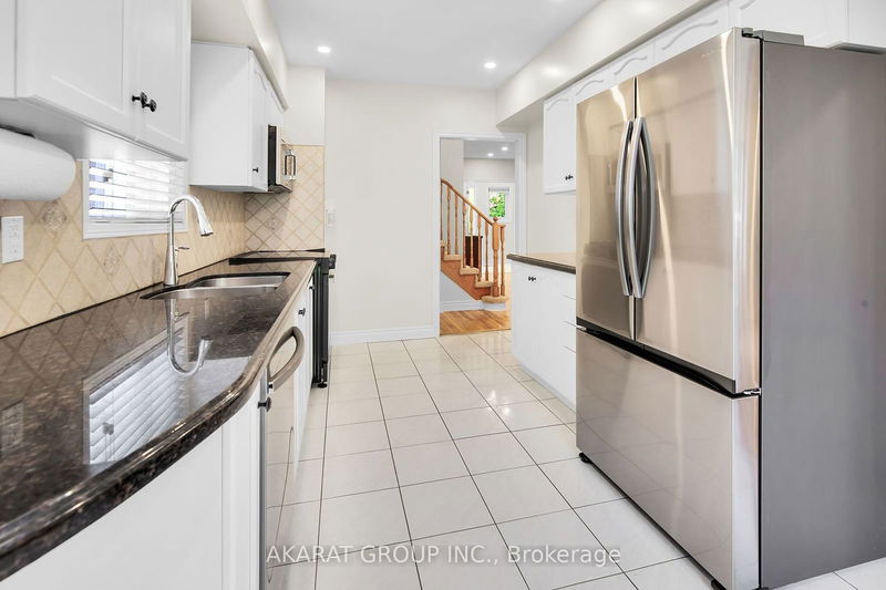 6207 McCracken Dr  Mississauga, L5V 1X9 | Image 12