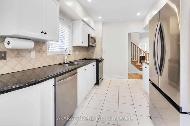 6207 McCracken Dr  Mississauga, L5V 1X9 | Image 13