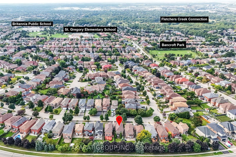 6207 McCracken Dr  Mississauga, L5V 1X9 | Image 39