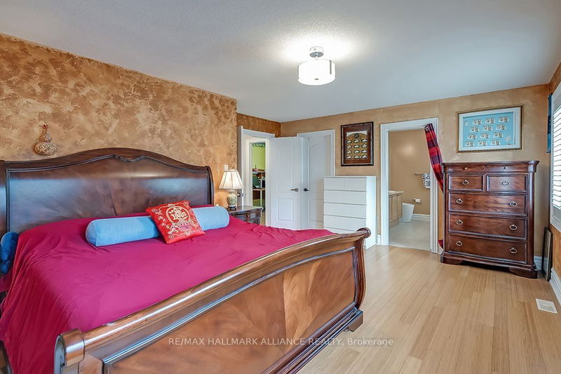 2452 North Ridge Tr  Oakville, L6H 7N6 | Image 17