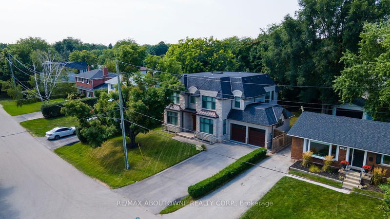 2209 Sloane Dr  Oakville, L6L 2N1 | Image 38