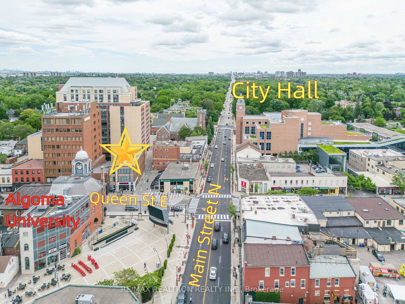 9 Queen St E, Brampton, L6W 2A7 | Image 2