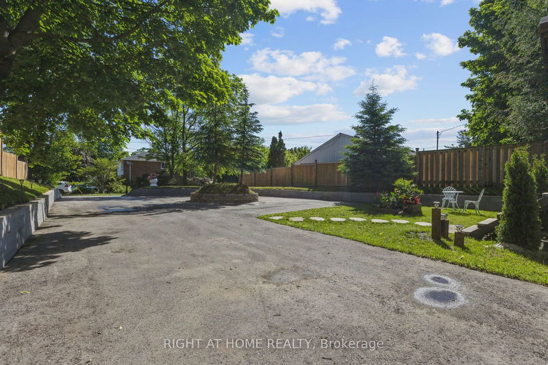 50 Bythia St  Orangeville, L9W 2S3 | Image 3