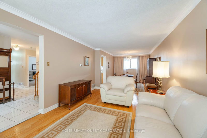 2277 Springfield Crt  Mississauga, L5K 1V3 | Image 9