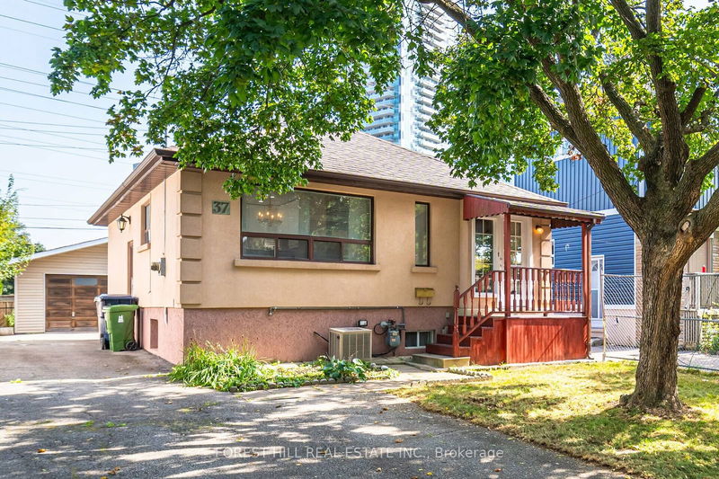 37 Acorn Ave  Toronto, M9B 3R1 | Image 1