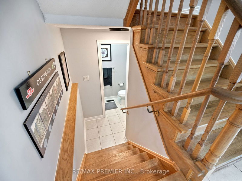 56 Fallstar Cres W Brampton, L7A 2J7 | Image 11