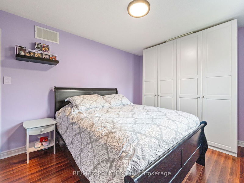 56 Fallstar Cres W Brampton, L7A 2J7 | Image 20