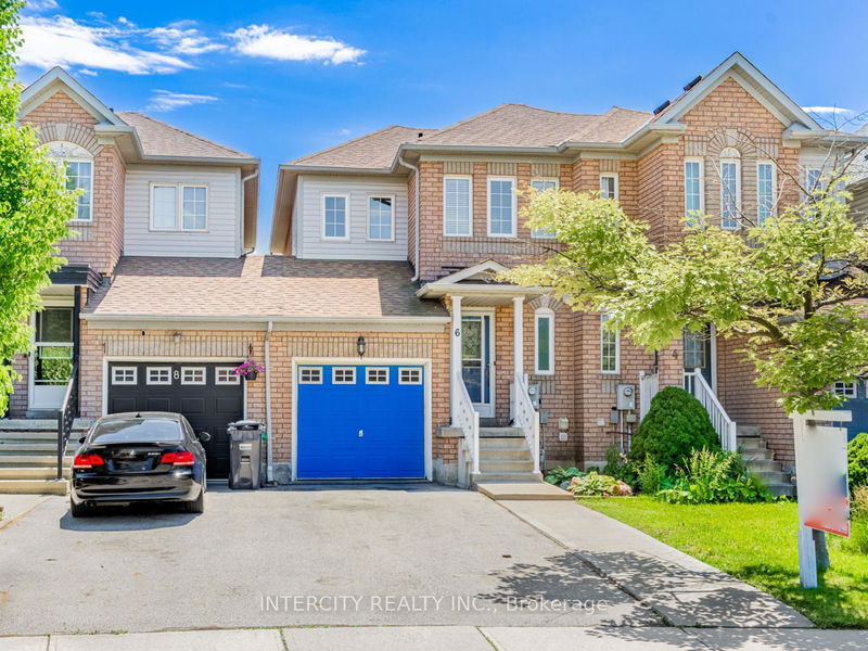 6 Thunderbird Tr  Brampton, L6R 2T3 | Image 2