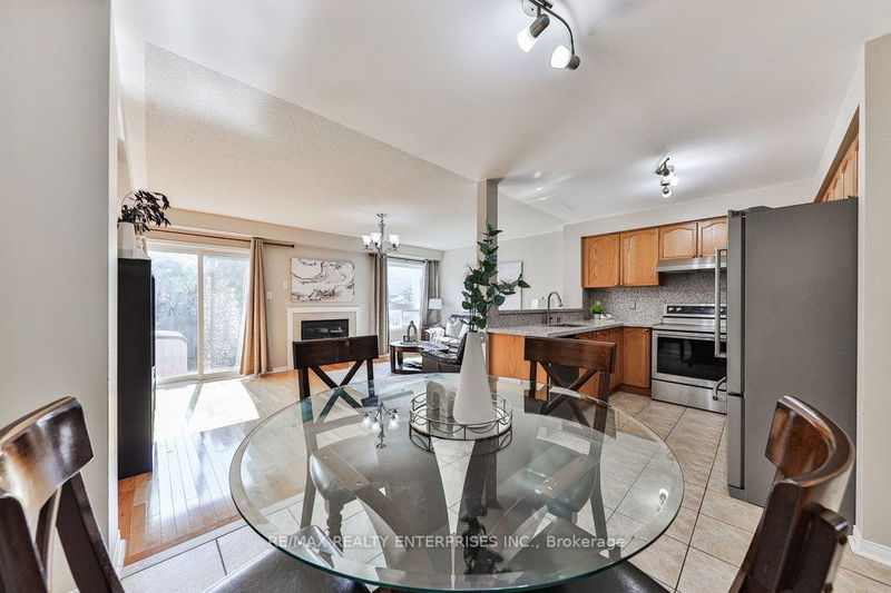 3898 Skyview St  Mississauga, L5M 8A4 | Image 12