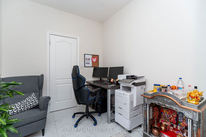 22 Wainwright Dr  Brampton, L7A 4Y5 | Image 20