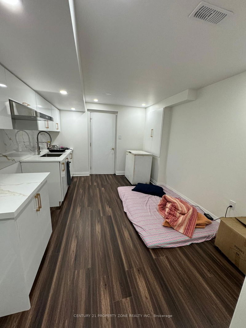 home for lease on BSMT-4 Mercedes Road