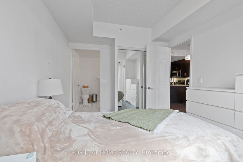  635 - 15 James Finlay Way  Toronto, M3M 0B3 | Image 17