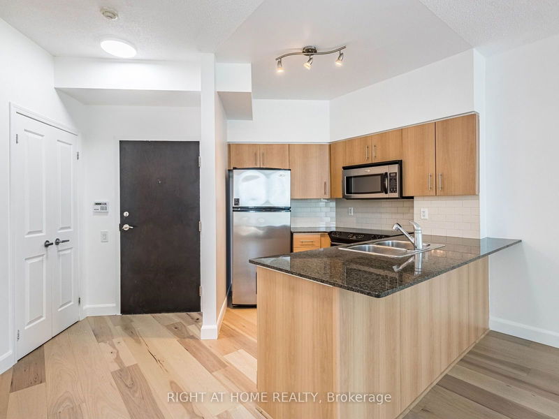  #1212 - 15 Windermere Ave  Toronto, M6S 5A2 | Image 5