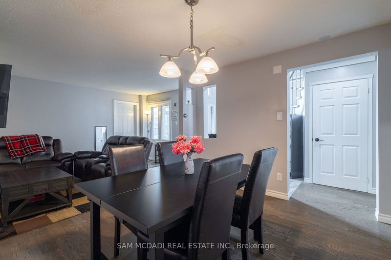 5967 Cherrywood Pl  Mississauga, L5M 4Z6 | Image 16