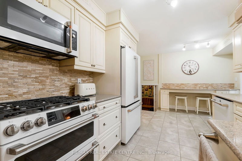 698 Marley Rd  Burlington, L7T 3R9 | Image 10