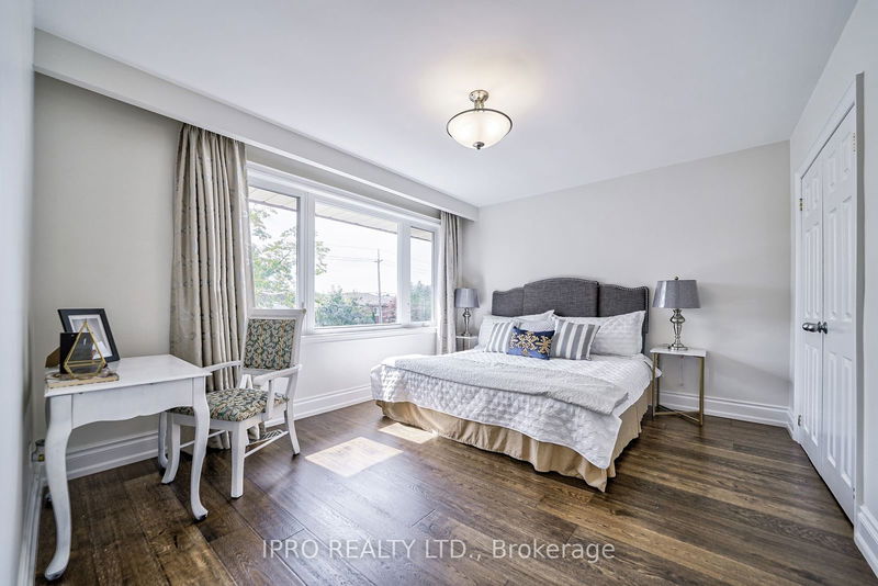 360 Glen Park Ave  Toronto, M6B 2E5 | Image 22