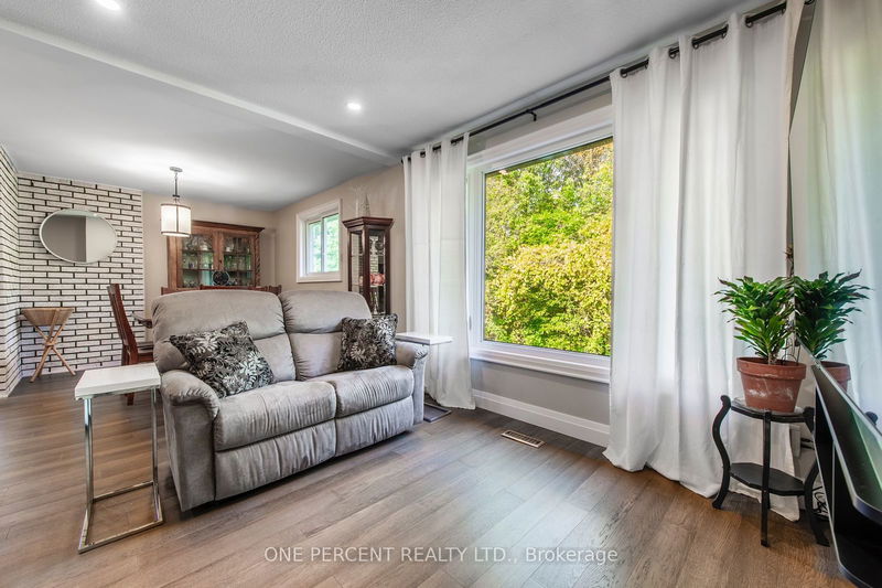 55 Brenda Blvd  Orangeville, L9W 3L3 | Image 6