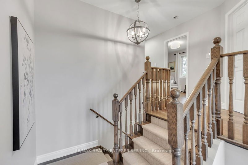 1437 Pinecliff Rd  Oakville, L6M 3Z2 | Image 18