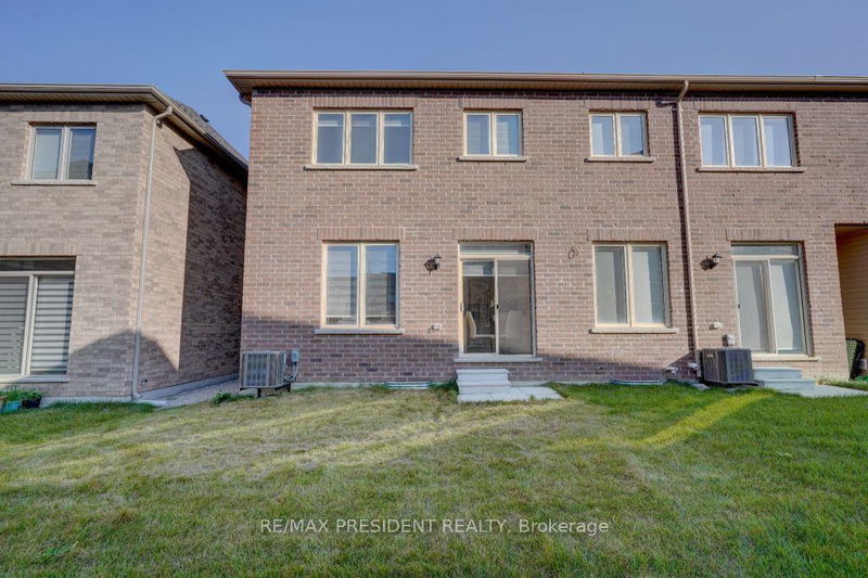 20 Donald Stewart Rd  Brampton, L7A 0C3 | Image 28