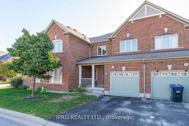 home for lease on 47 Bellhaven Court