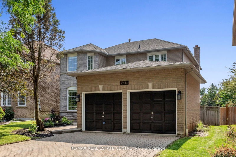 7271 Windrush Crt  Mississauga, L5N 6K2 | Image 1