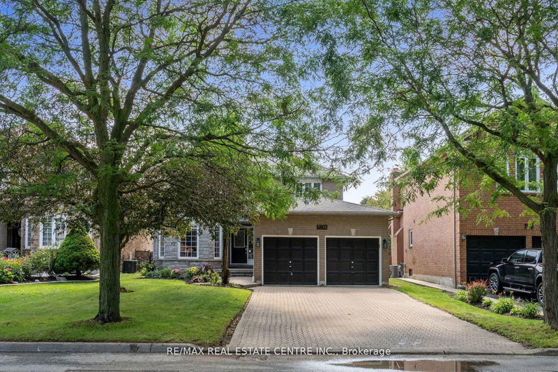 7271 Windrush Crt  Mississauga, L5N 6K2 | Image 3