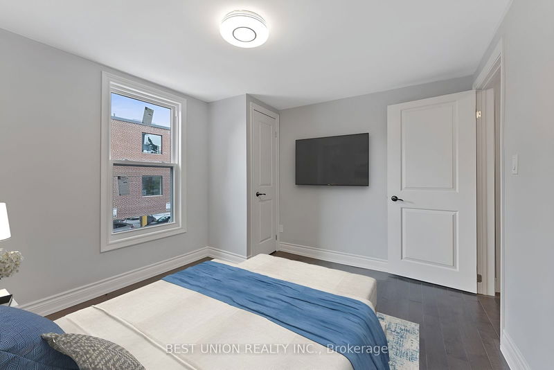 15 Burlington St  Toronto, M8V 2L1 | Image 12