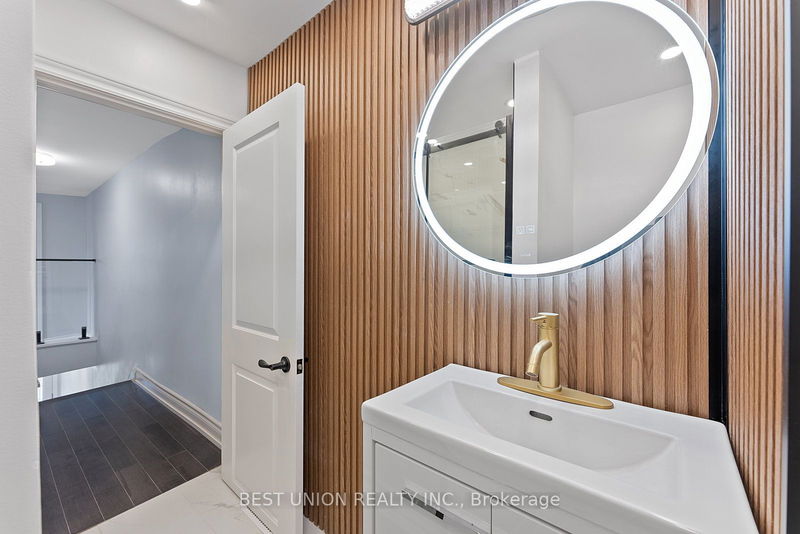 15 Burlington St  Toronto, M8V 2L1 | Image 17