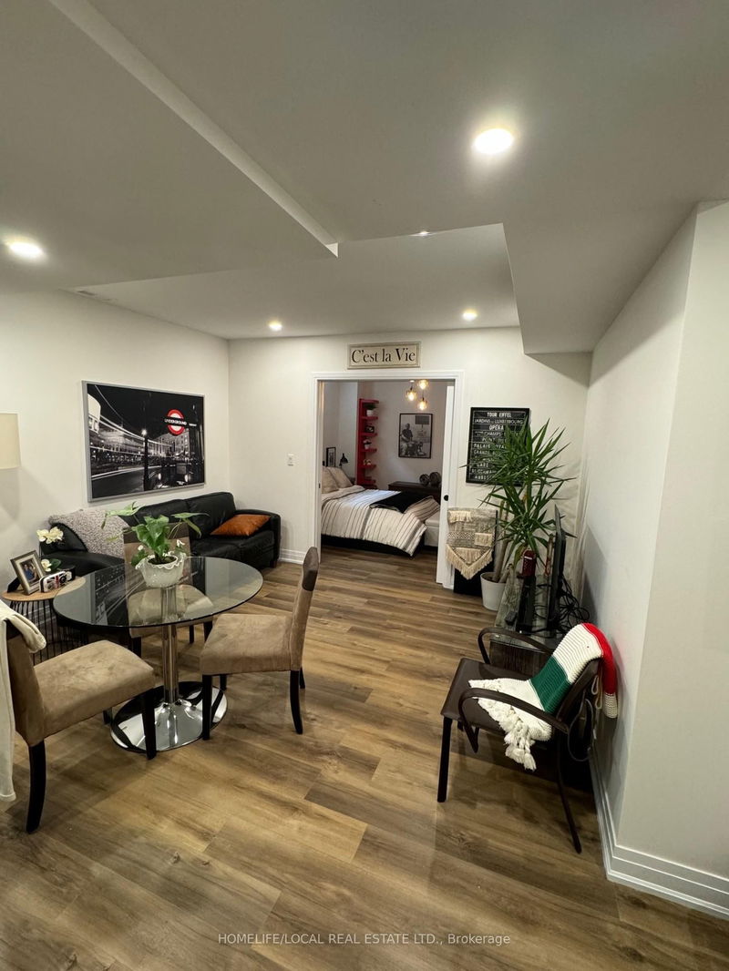 home for lease on Bsmt-487 Glen Park Avenue