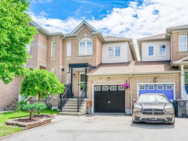 8 Thunderbird Tr  Brampton, L6R 2T3 | Image 1