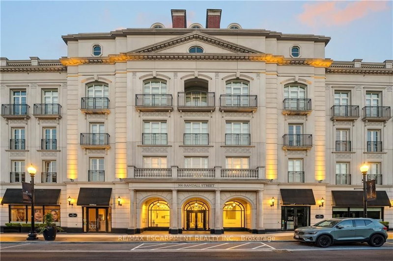 PH1 - 300 Randall St, Oakville, L6J 0G2 | Image 2