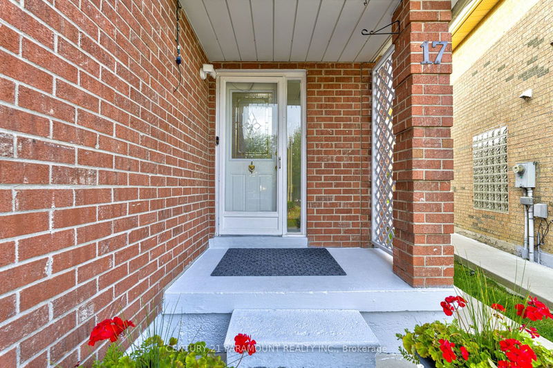 17 Sheringham St S Brampton, L6Z 2P5 | Image 5