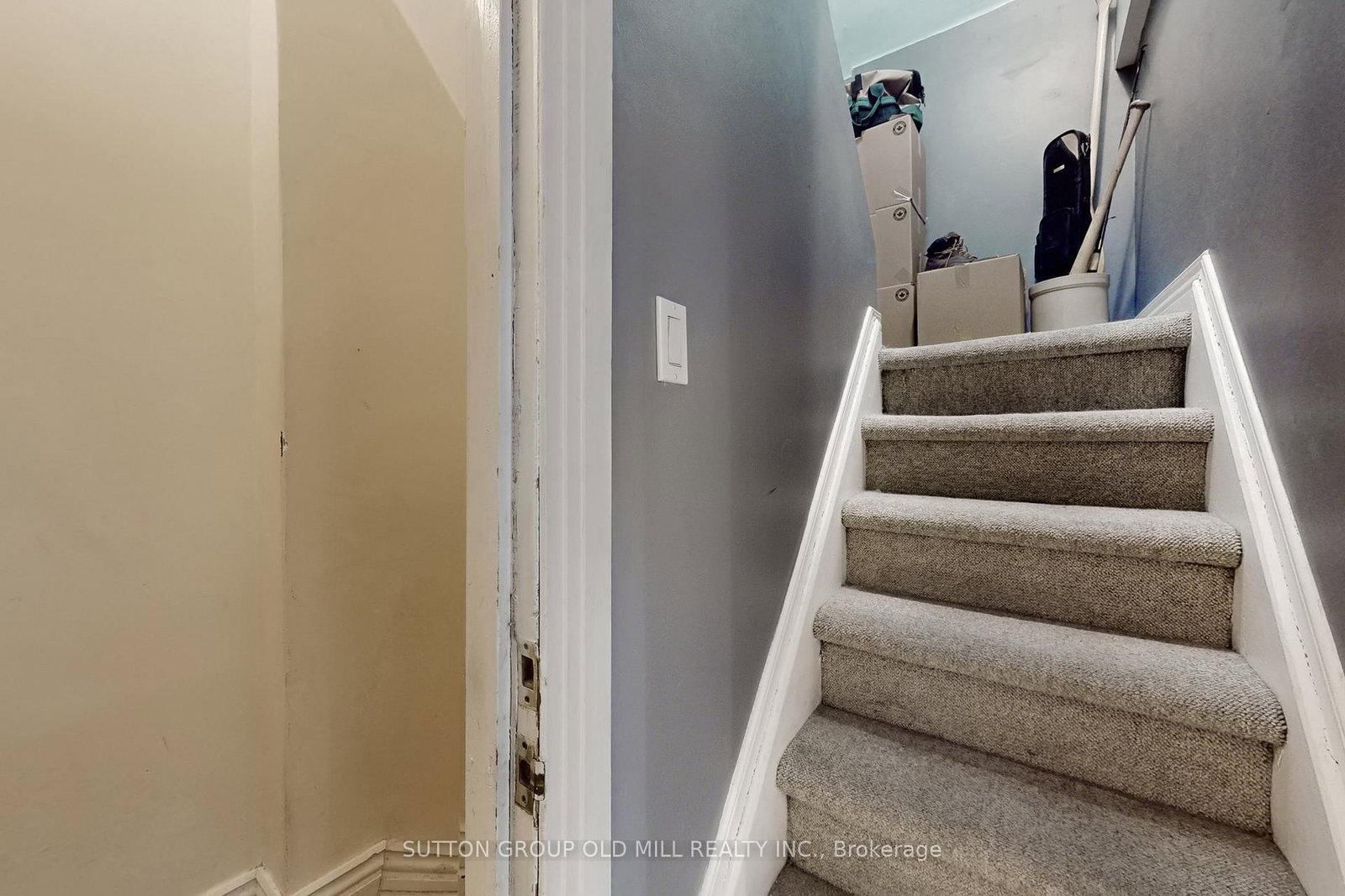 Listing Image 17