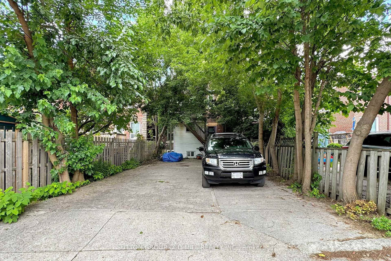 Listing Image 26