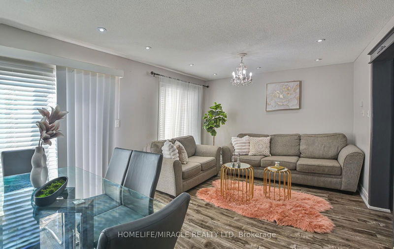 125 Oatfield Rd  Brampton, L6R 1Y6 | Image 8