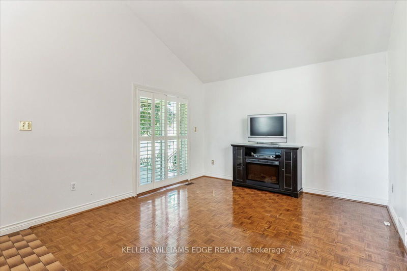 335 York Rd  Burlington, L7R 3X5 | Image 12