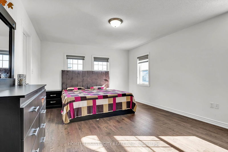 31 Bushwood Tr  Brampton, L7A 5J7 | Image 12