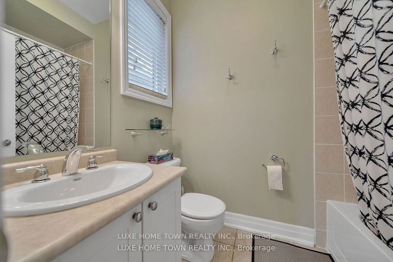 15 Scott Blvd  Milton, L9T 0R9 | Image 22