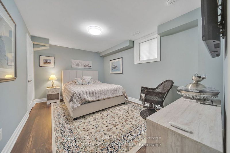 15 Scott Blvd  Milton, L9T 0R9 | Image 32