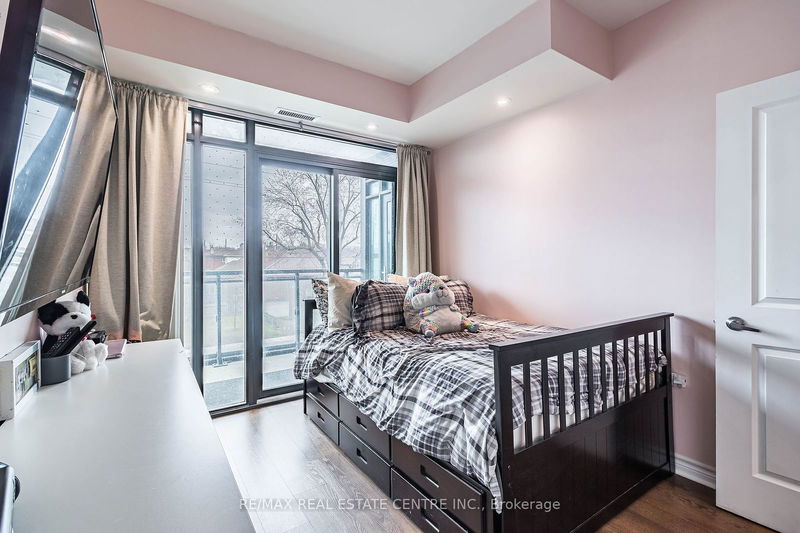  214 - 2522 Keele St  Toronto, M6L 2N8 | Image 24