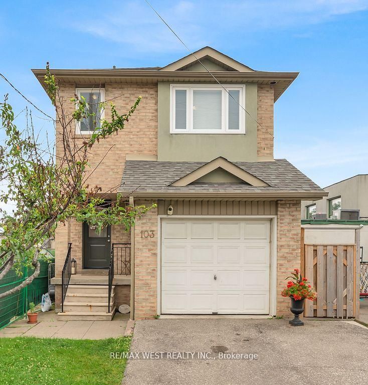 home for sale on 103 Bernice Crescent