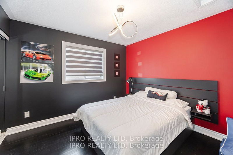 923 Bristol Rd W Mississauga, L5V 2N9 | Image 28